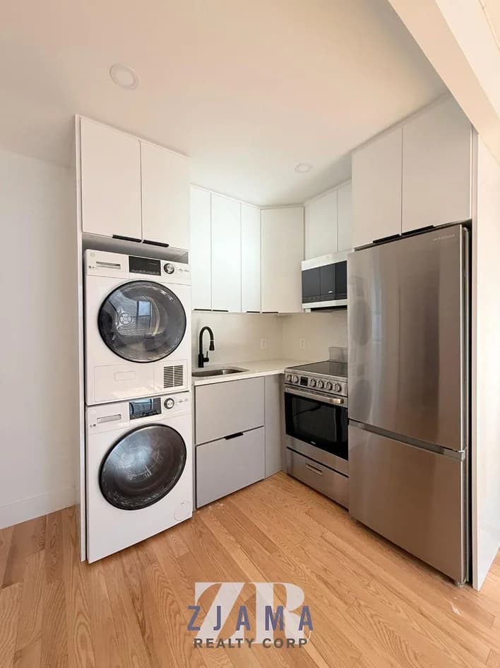 90 East 18 Street #4G, Brooklyn, NY 11226 apartment_kitchen 1