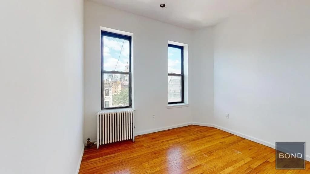 214 1 Ave #22, Manhattan, NY 10009 1