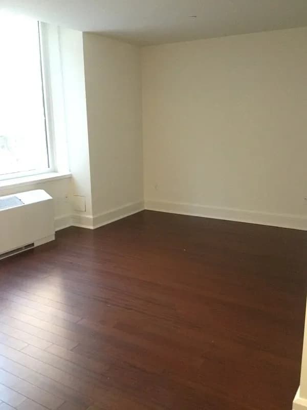 60 Riverside Boulevard #0209, Manhattan, NY 10069 apartment_living_room 1