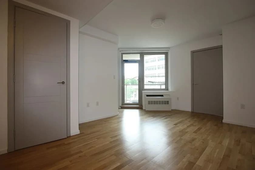 497 St Marks Avenue #5R, Brooklyn, NY 11238 apartment_living_room 1