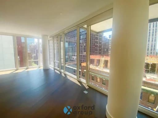 245 E 44 St #12T, Manhattan, NY 10017
