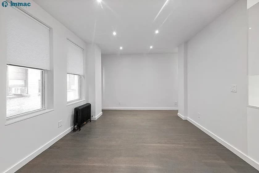 66 Madison Avenue #3F, Manhattan, NY 10016 apartment_living_room 1
