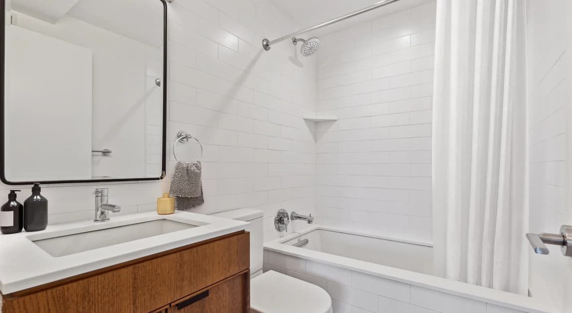 420 East 54 Street #0910, Manhattan, NY 10022 1