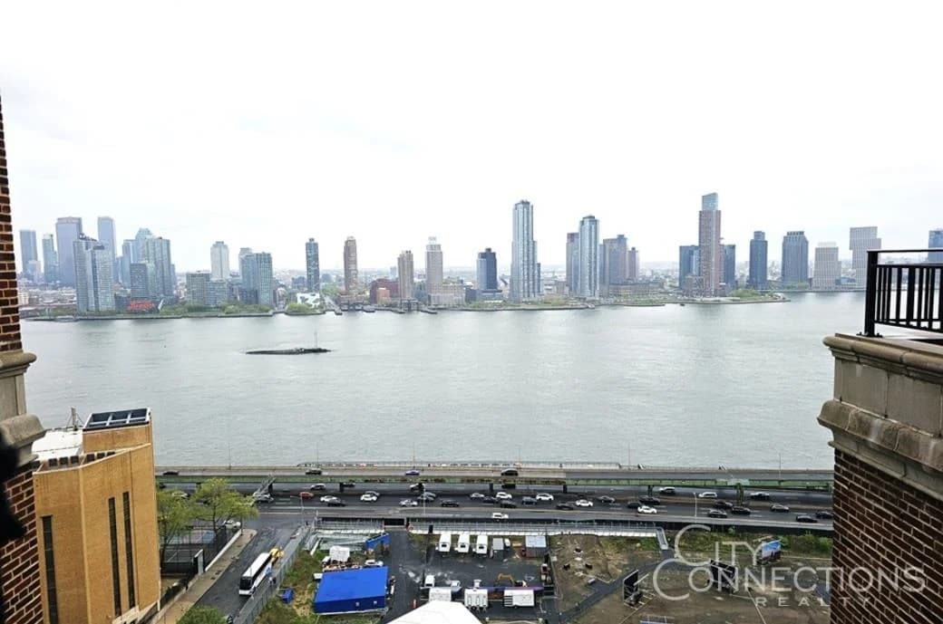 5 Tudor City Place #1829, Manhattan, NY 10017 1