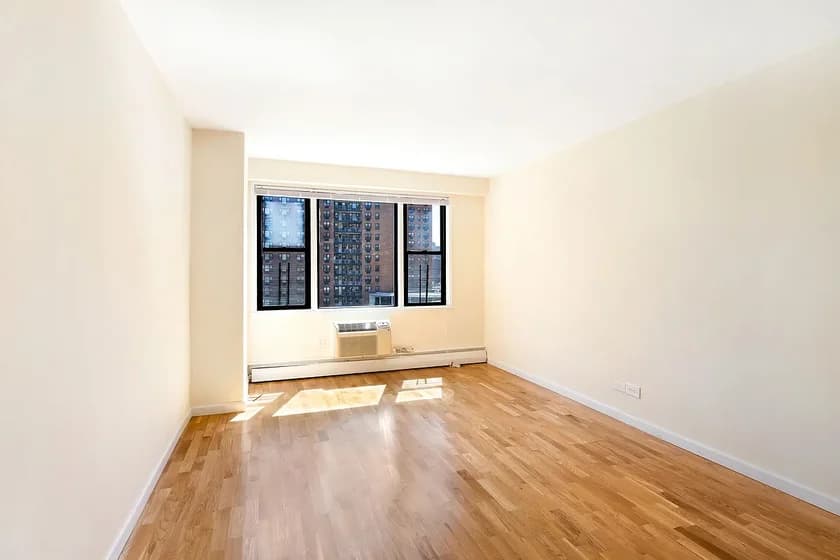 97-15 Horace Harding Expressway #17O, Queens, NY 11368 apartment_living_room 1