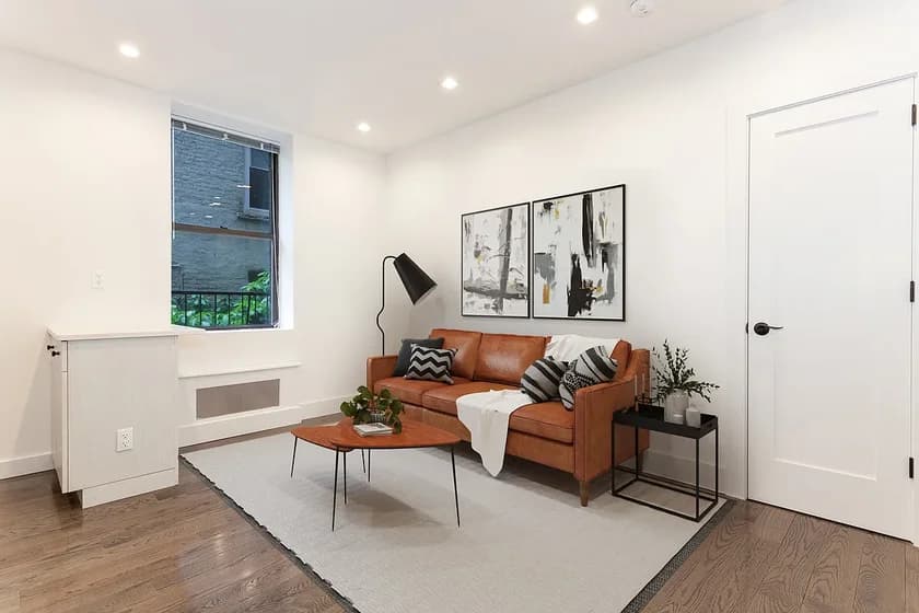 152 Thompson St #1-B, Manhattan, NY 10012 apartment_living_room 1