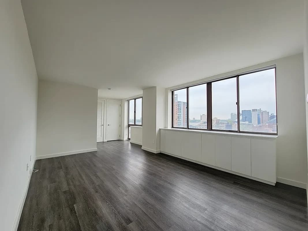 520 West 43 Street #23D, Manhattan, NY 10036 apartment_living_room 1