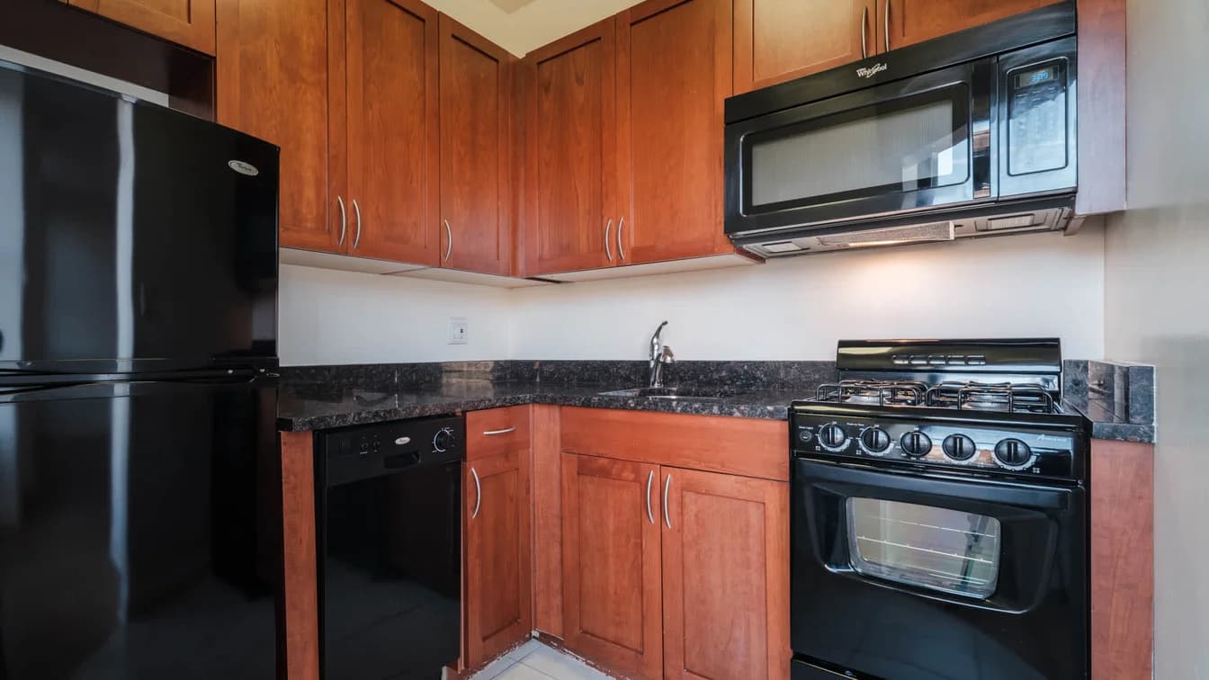 50 West 77 Street #11C, Manhattan, NY 10023 1