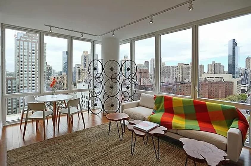 175 W 60 St #17F, Manhattan, NY 10023 apartment_living_room 1