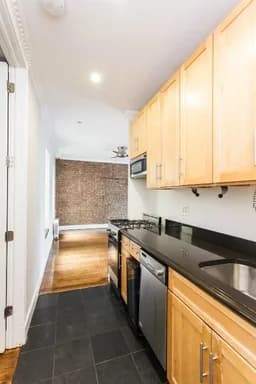 326 East 100 Street #3A, Manhattan, NY 10029