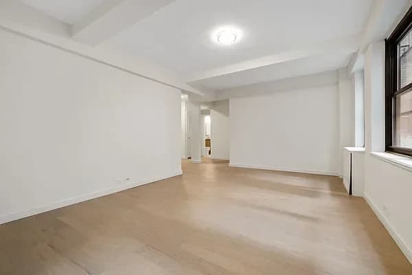 340 East 52 Street #2H, Manhattan, NY 10022