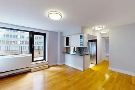 Embassy House 301 East 47 Street #20G, Manhattan, NY 10017 apartment_living_room 1