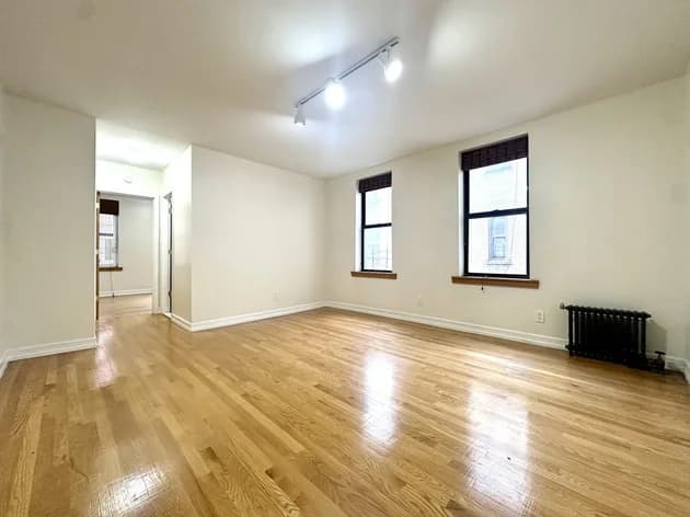 10 Adrian Avenue #3A, Manhattan, NY 10463