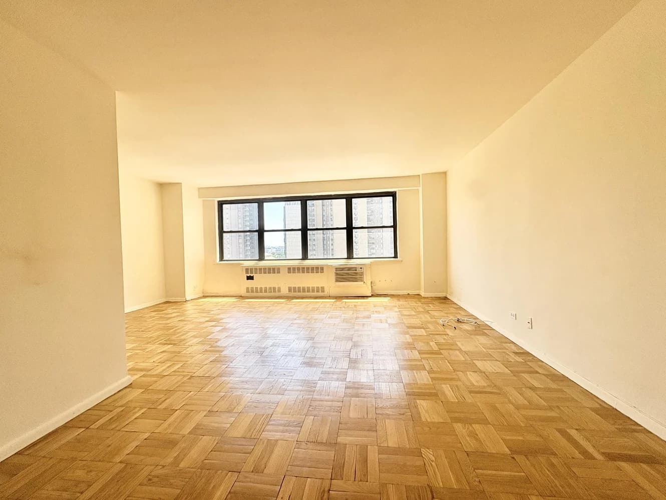 399 East 72 Street #16-J, Manhattan, NY 10021 1