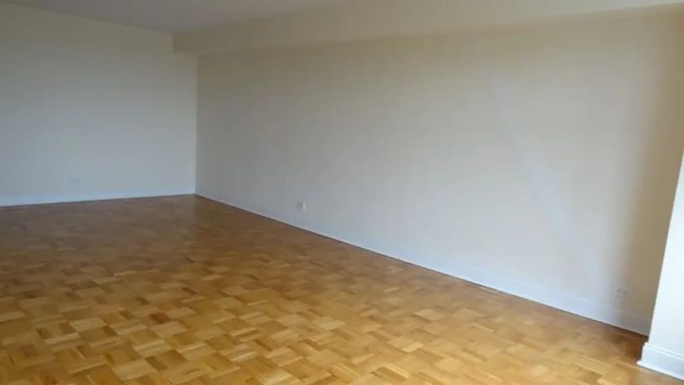 123-60 83 Avenue #10S, Queens, NY 11415 apartment_living_room 1