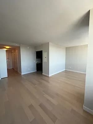 525 W 28Th St #2311, Manhattan, NY 10001 apartment_living_room 1