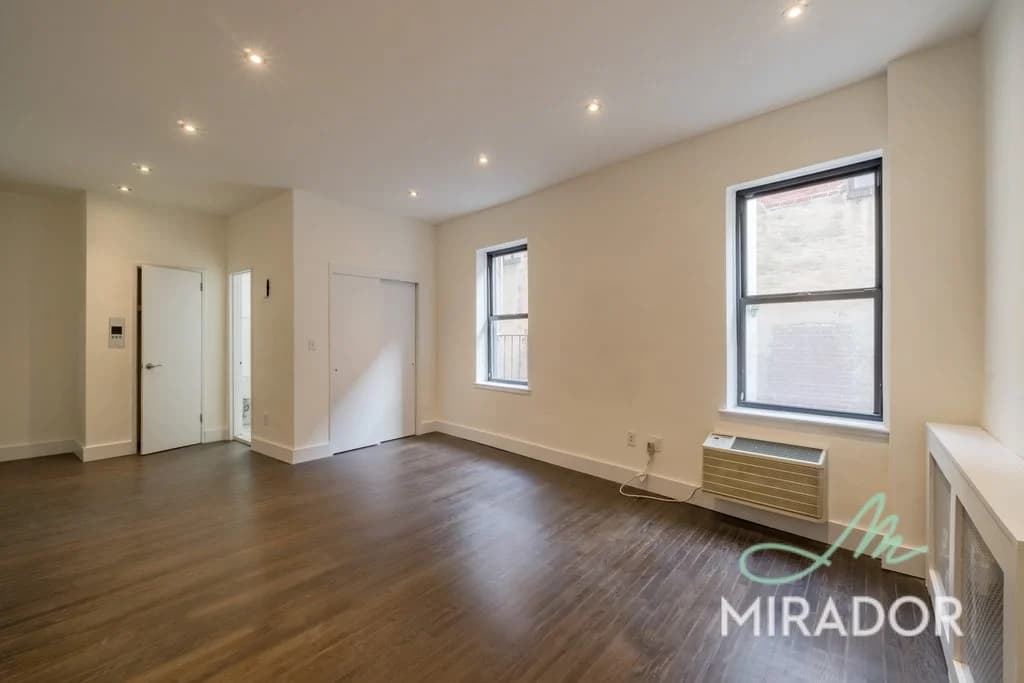 425 East 74 Street #4D, Manhattan, NY 10021 1