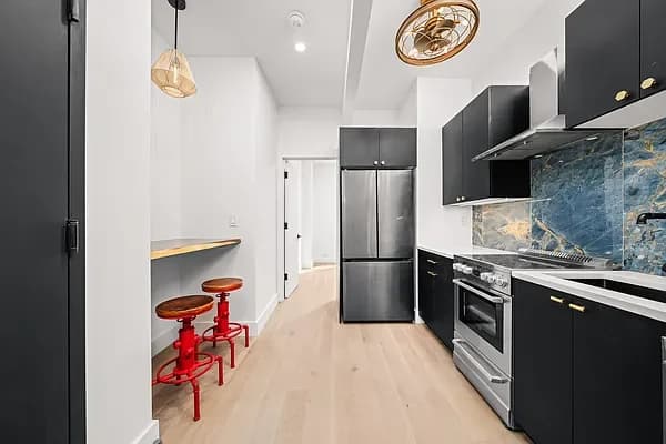 727 Knickerbocker Avenue #2A, Brooklyn, NY 11221 apartment_kitchen 1