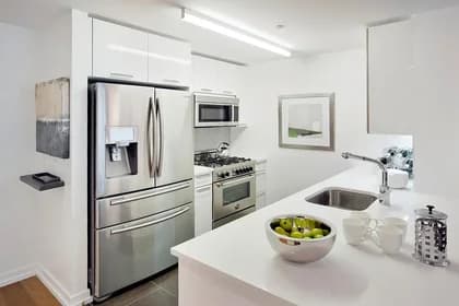 227 West 77 Street #8F, Manhattan, NY 10024