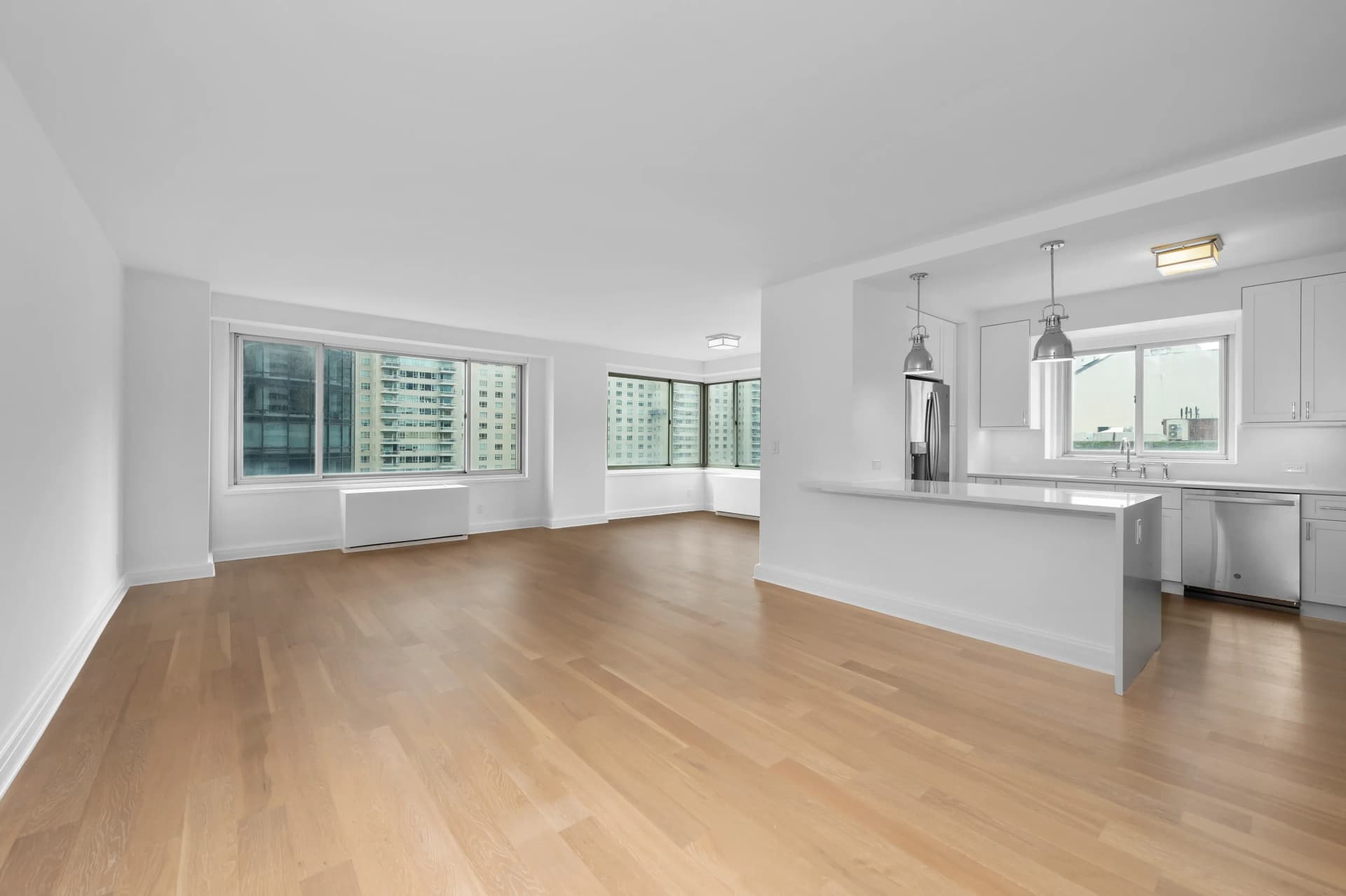 254 E 68 St #10B, Manhattan, NY 10065 apartment_living_room 1