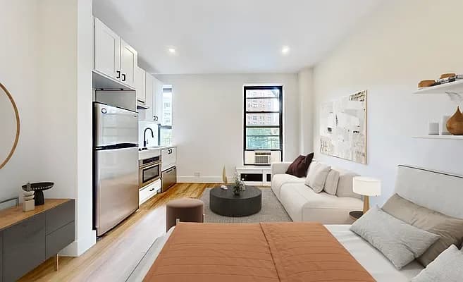 2785 Broadway #4C, Manhattan, NY 10025 apartment_living_room 1