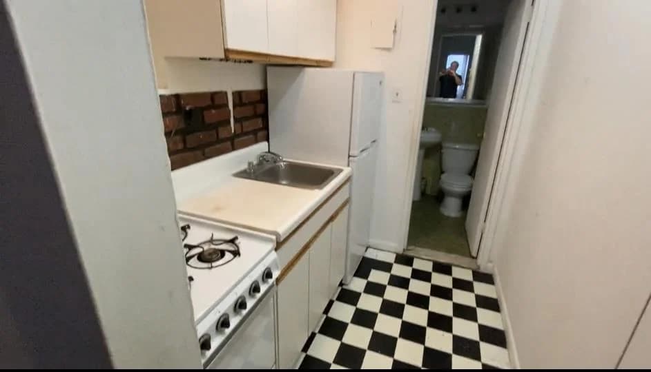 322 E 82 St #4-C, Manhattan, NY 10028 1