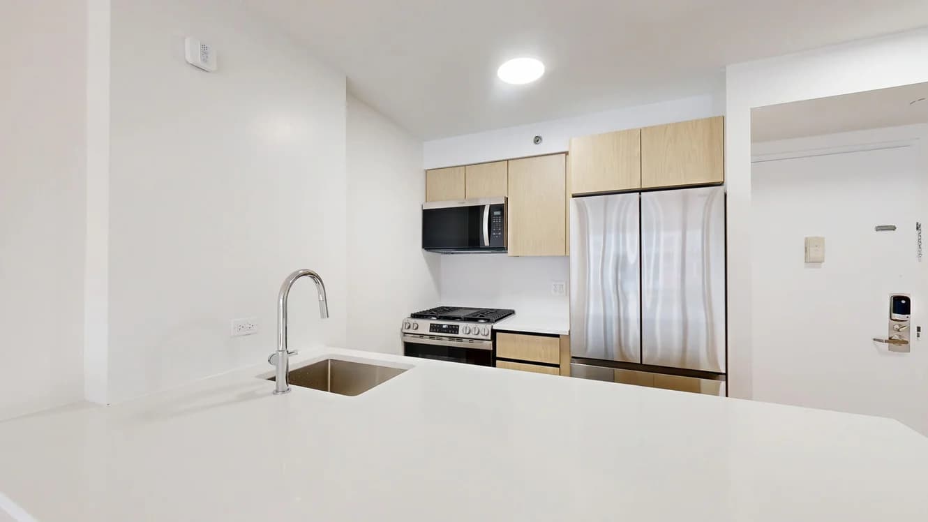 120 West 21 Street #810, Manhattan, NY 10011 1