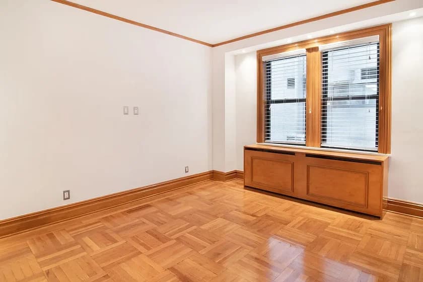 150 West 58 Street #4C, Manhattan, NY 10019 apartment_living_room 1
