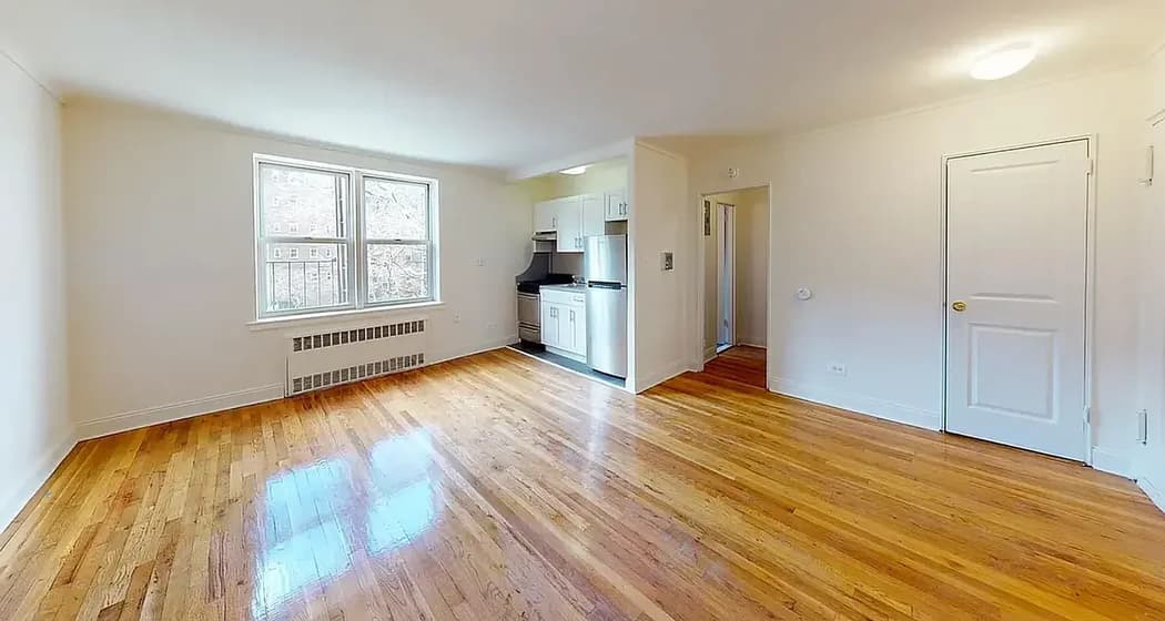 9 Nixon Court #6F, Brooklyn, NY 11223 apartment_living_room 1