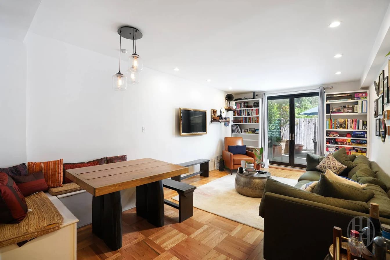 211 East 18 Street #1M, Manhattan, NY 10003 1