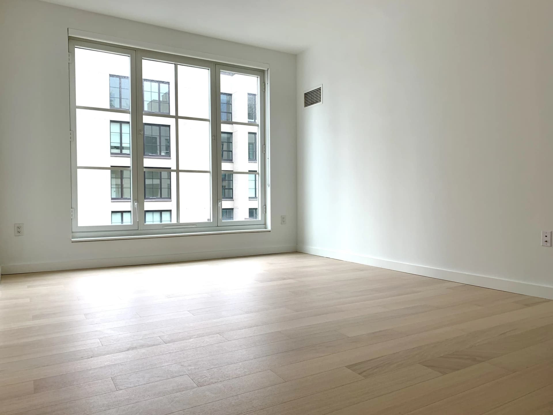 535 West 43 Street #SOUTH 14F, Manhattan, NY 10036 1