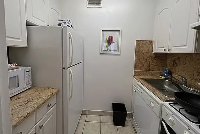 157 West 53 Street #31-A, Manhattan, NY 10019 apartment_kitchen 1
