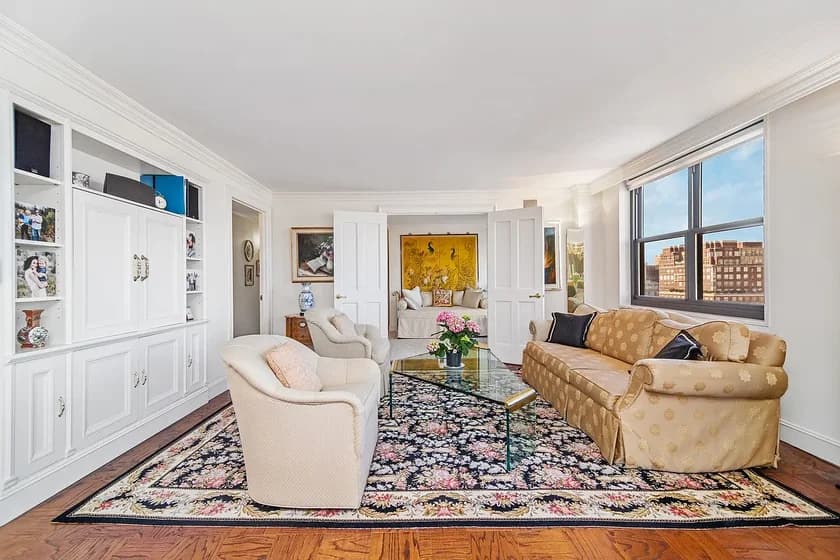 200W East 90 Street #27GH, Manhattan, NY 10128 apartment_living_room 1