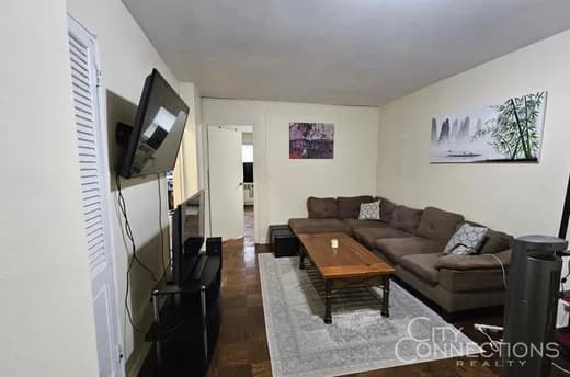245 East 35 Street #8-B, Manhattan, NY 10016