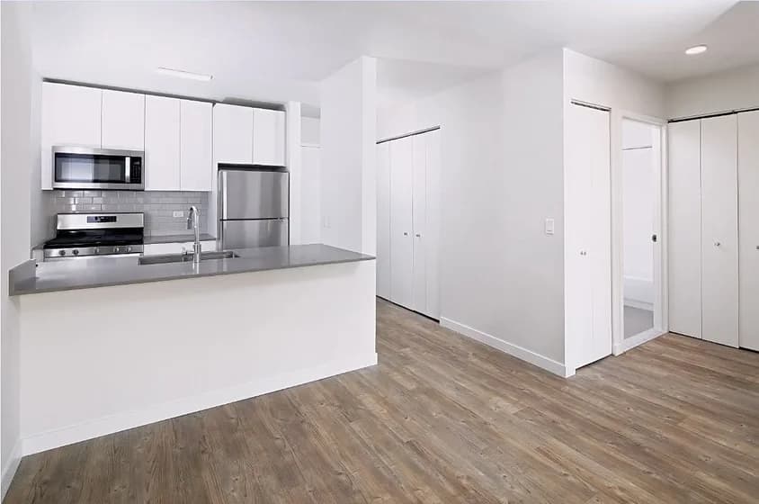 Avalon Midtown West 826 8 Avenue #11T, Manhattan, NY 10019 apartment_kitchen 1