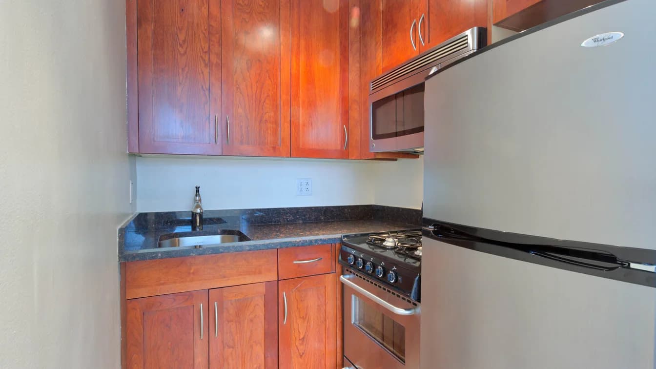 228 West 71 Street #09B, Manhattan, NY 10023 1