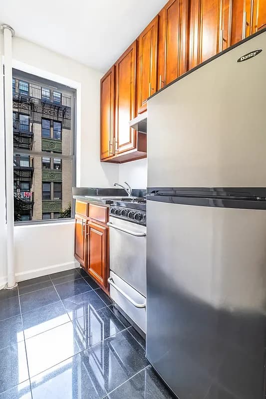 68 2 Avenue #25, Manhattan, NY 10003 apartment_kitchen 1