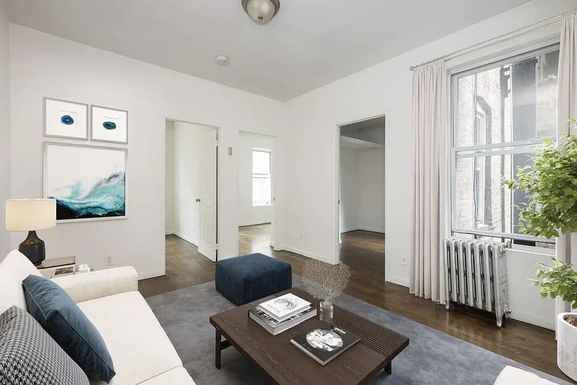 159 East 92 Street #13, Manhattan, NY 10128 apartment_living_room 1