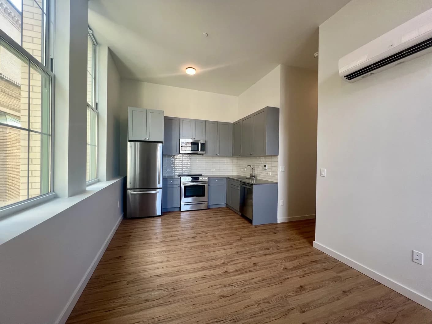 991 St Johns Pl #1F, Brooklyn, NY 11213