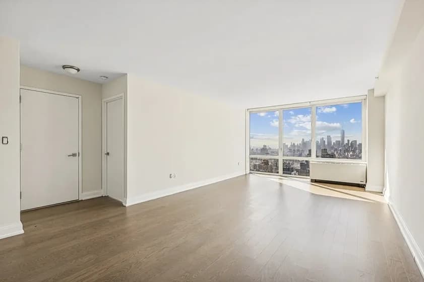125 W 31 St #56G, Manhattan, NY 10001 apartment_living_room 1