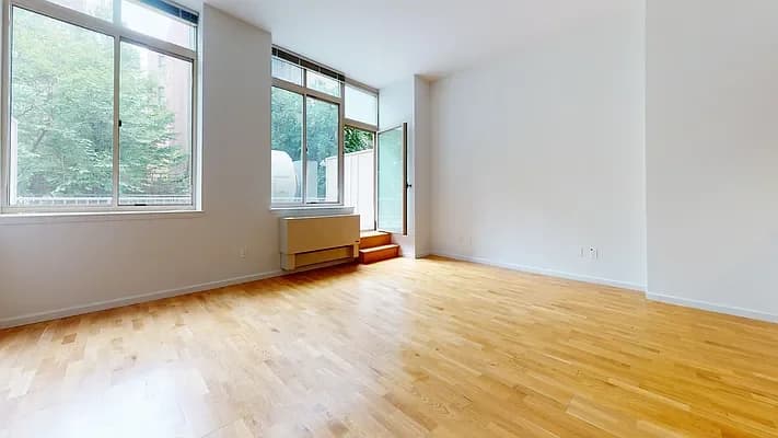 1501 Lexington Avenue #1C, Manhattan, NY 10029 apartment_living_room 1