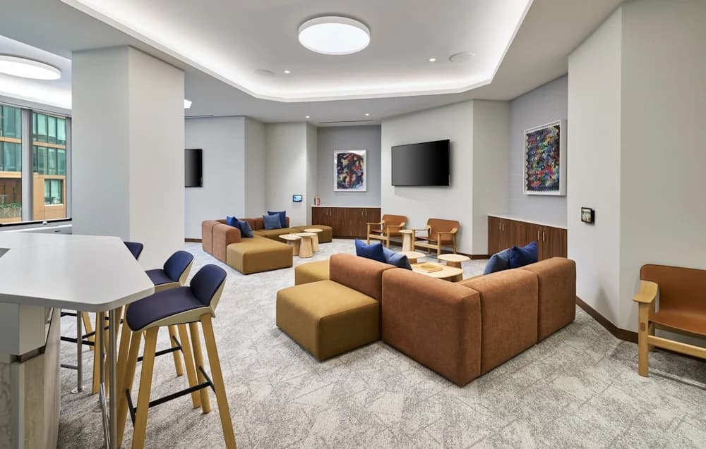 20 Halletts Point #812, Queens, NY 11102 1