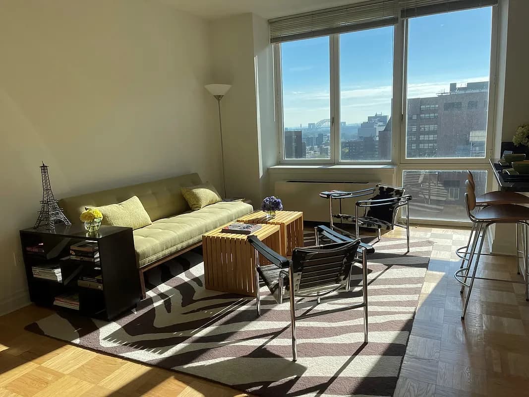 1510 Lexington Avenue #16E, Manhattan, NY 10029 apartment_living_room 1