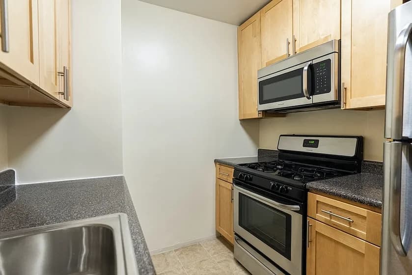 104-40 Queens Boulevard #15N, Queens, NY 11375 apartment_kitchen 1