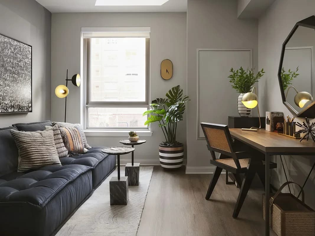 626 10 Avenue #3D, Manhattan, NY 10036 apartment_living_room 1