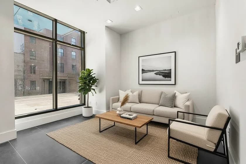 18 Linden Street #1L, Brooklyn, NY 11221 apartment_living_room 1