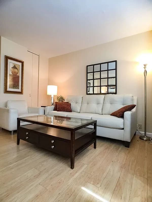 235 East 40 Street #27I, Manhattan, NY 10017 apartment_living_room 1