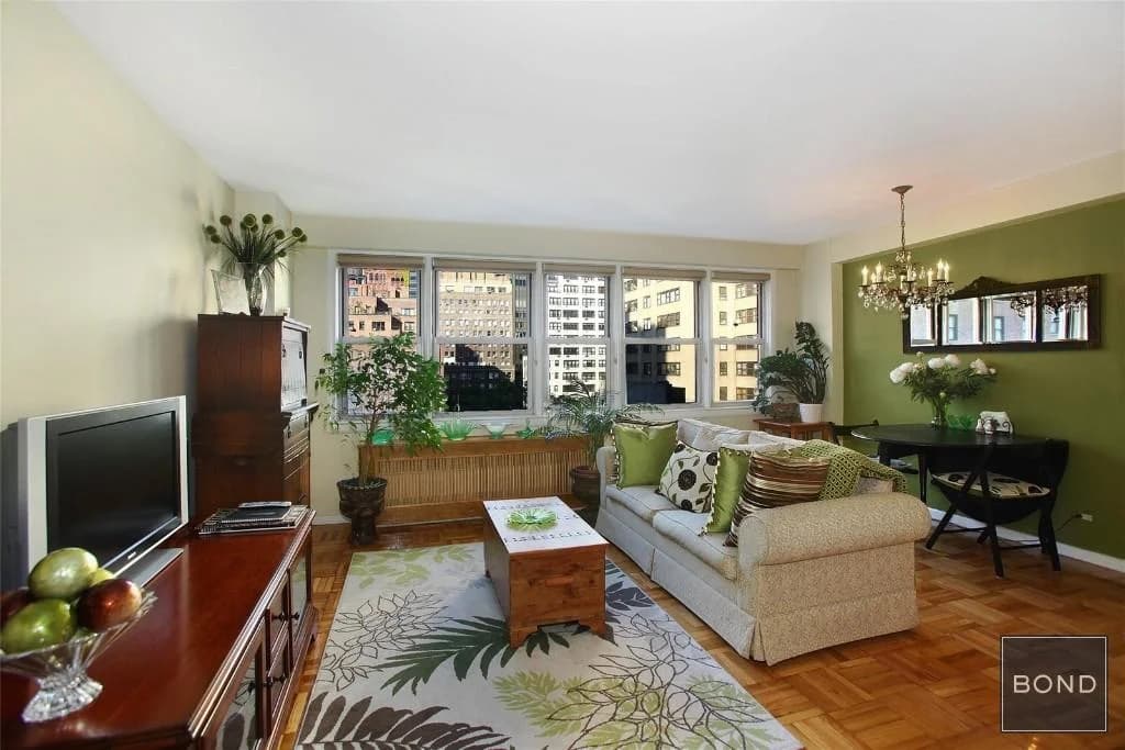 150 East 37 Street #10A, Manhattan, NY 10016 1