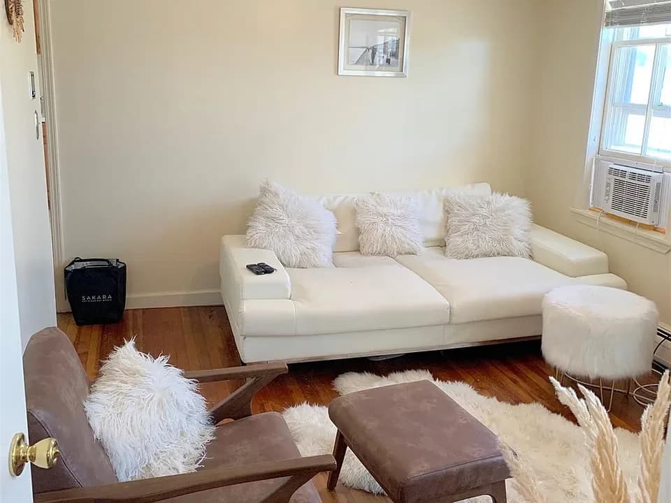 25 Murray Street #4, Manhattan, NY 10007 apartment_living_room 1