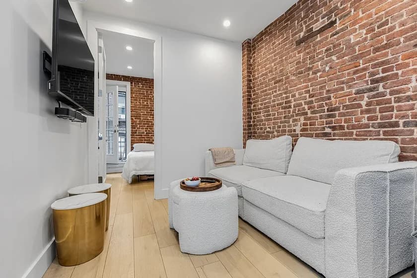 610 West 42 Street #S10B, Manhattan, NY 10036 apartment_living_room 1